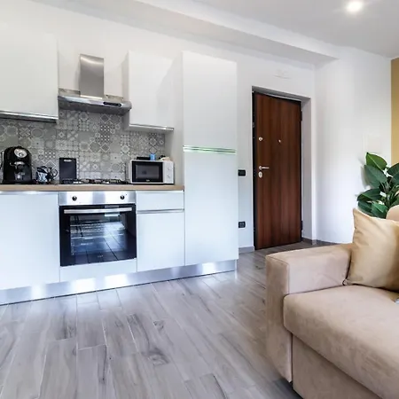 Urban Style Apartments- Tra E Centro Citta - Wifi Ac Apartamento